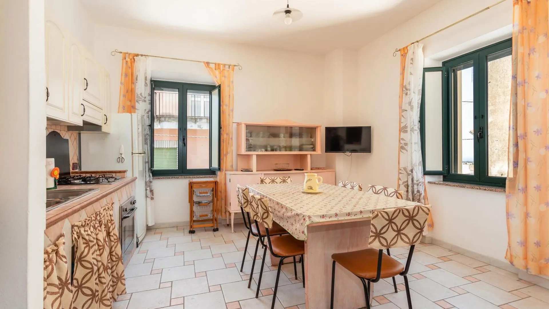 Scano Montiferro La Casa Rosa Di Rita E Franco 빌라 Scano Montiferro